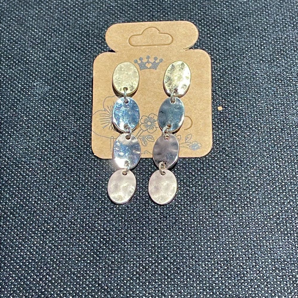 Dangling earrings
